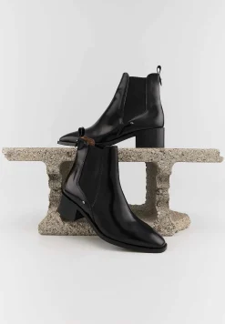 Bons baisers Bottes Et Bottines|Alicia