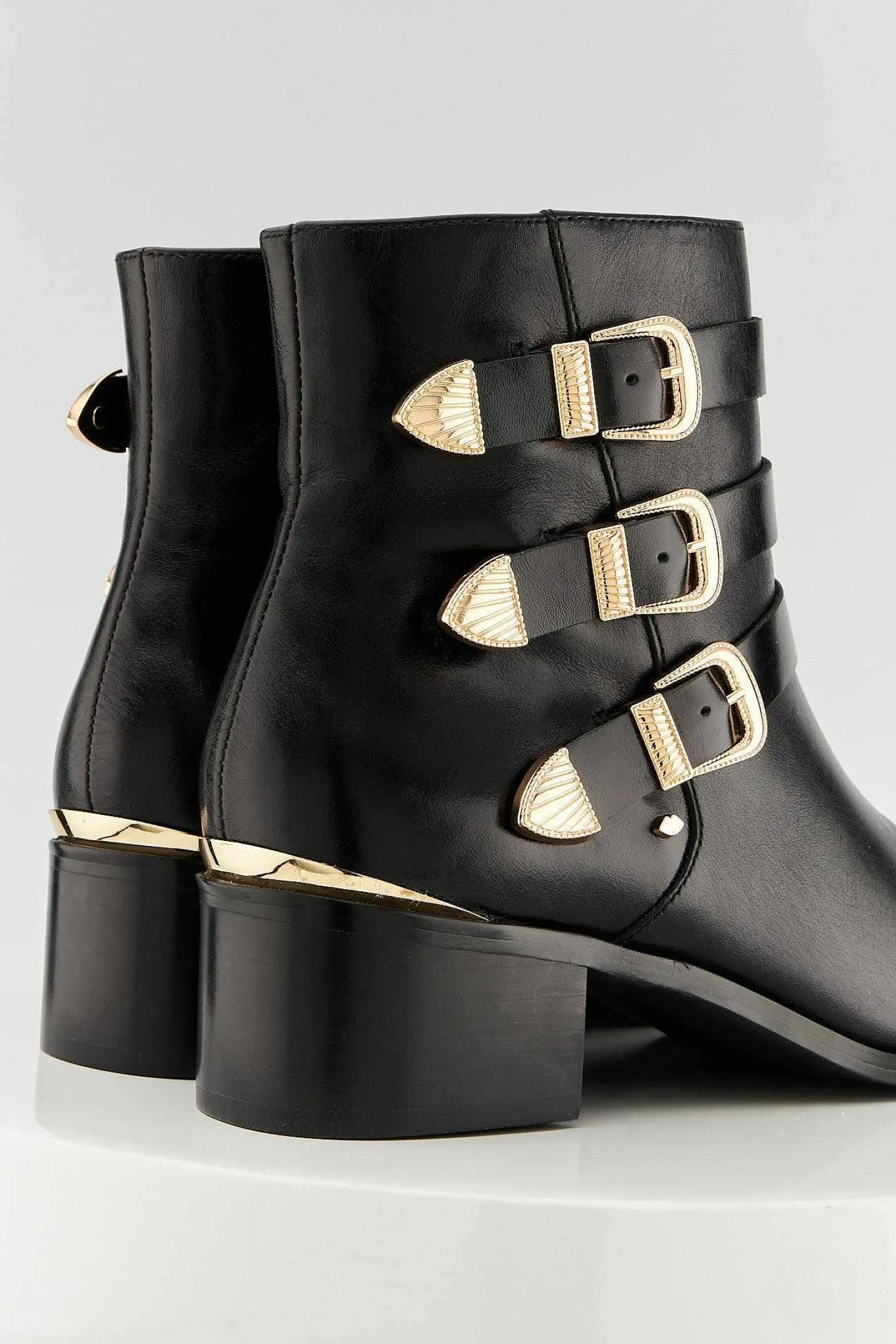 Bons baisers Bottes Et Bottines|Amelie