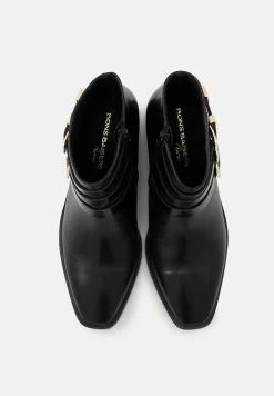 Bons baisers Bottes Et Bottines|Amelie