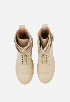 Bons baisers Bottes Et Bottines|Amy