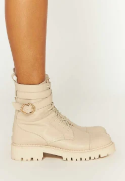 Bons baisers Bottes Et Bottines|Amy