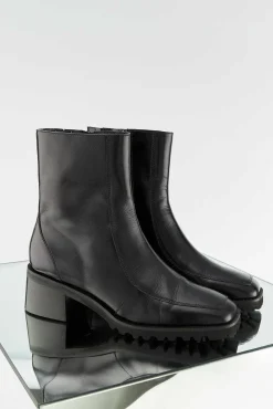 Bons baisers Bottes Et Bottines|Aria