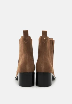 Bons baisers Bottes Et Bottines|Ava