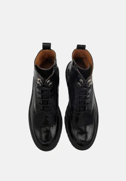Bons baisers Bottes Et Bottines|Camille