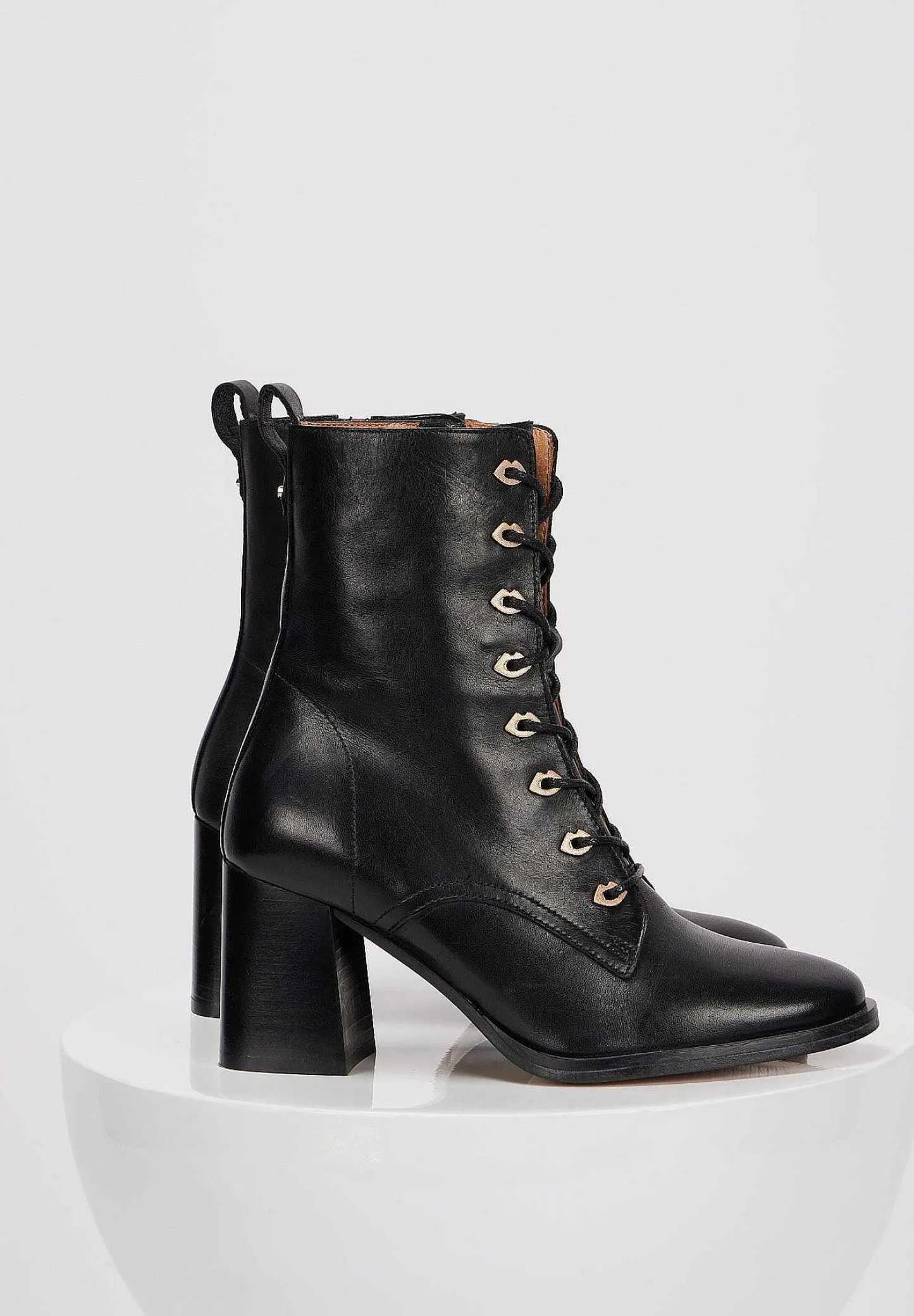 Bons baisers Bottes Et Bottines|Joss
