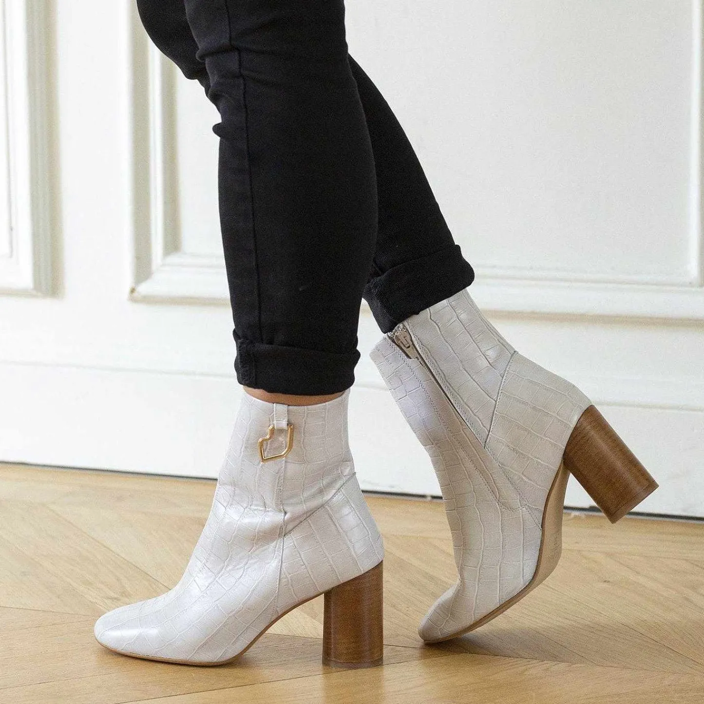 Bons baisers Bottes Et Bottines|Louise