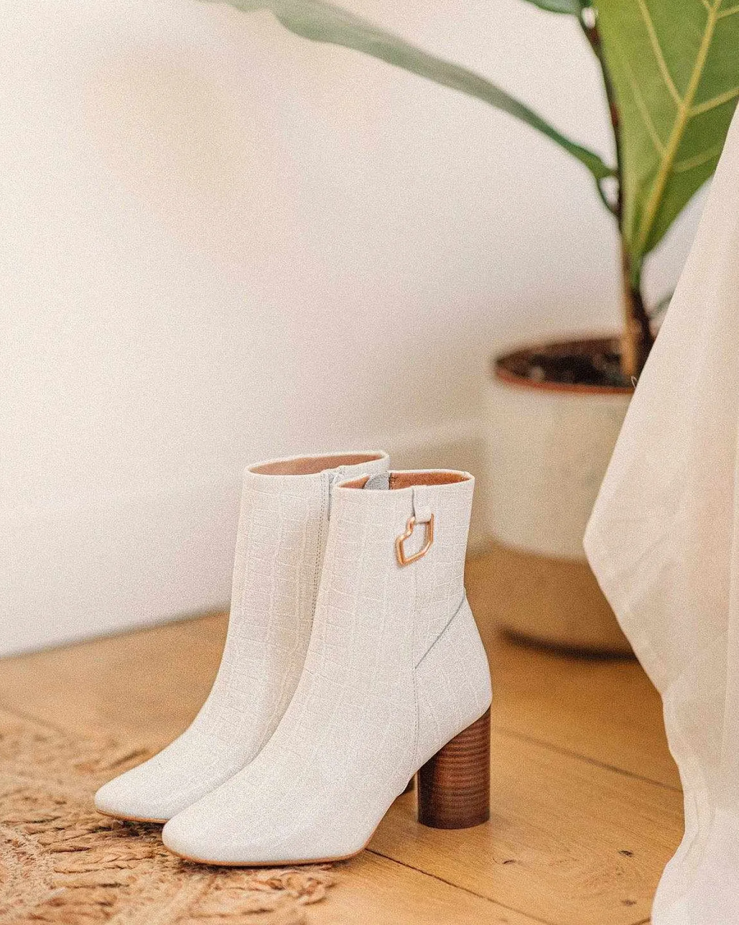 Bons baisers Bottes Et Bottines|Louise