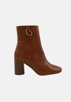 Bons baisers Bottes Et Bottines|Louise