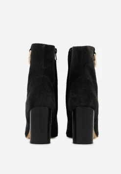 Bons baisers Bottes Et Bottines|Louise