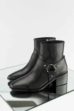 Bons baisers Bottes Et Bottines|Lune