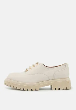 Bons baisers Derbies & Mocassins|Miranda