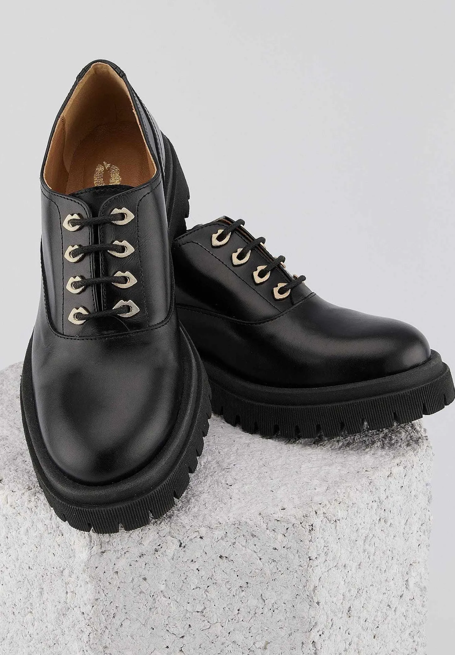 Bons baisers Derbies & Mocassins|Miranda