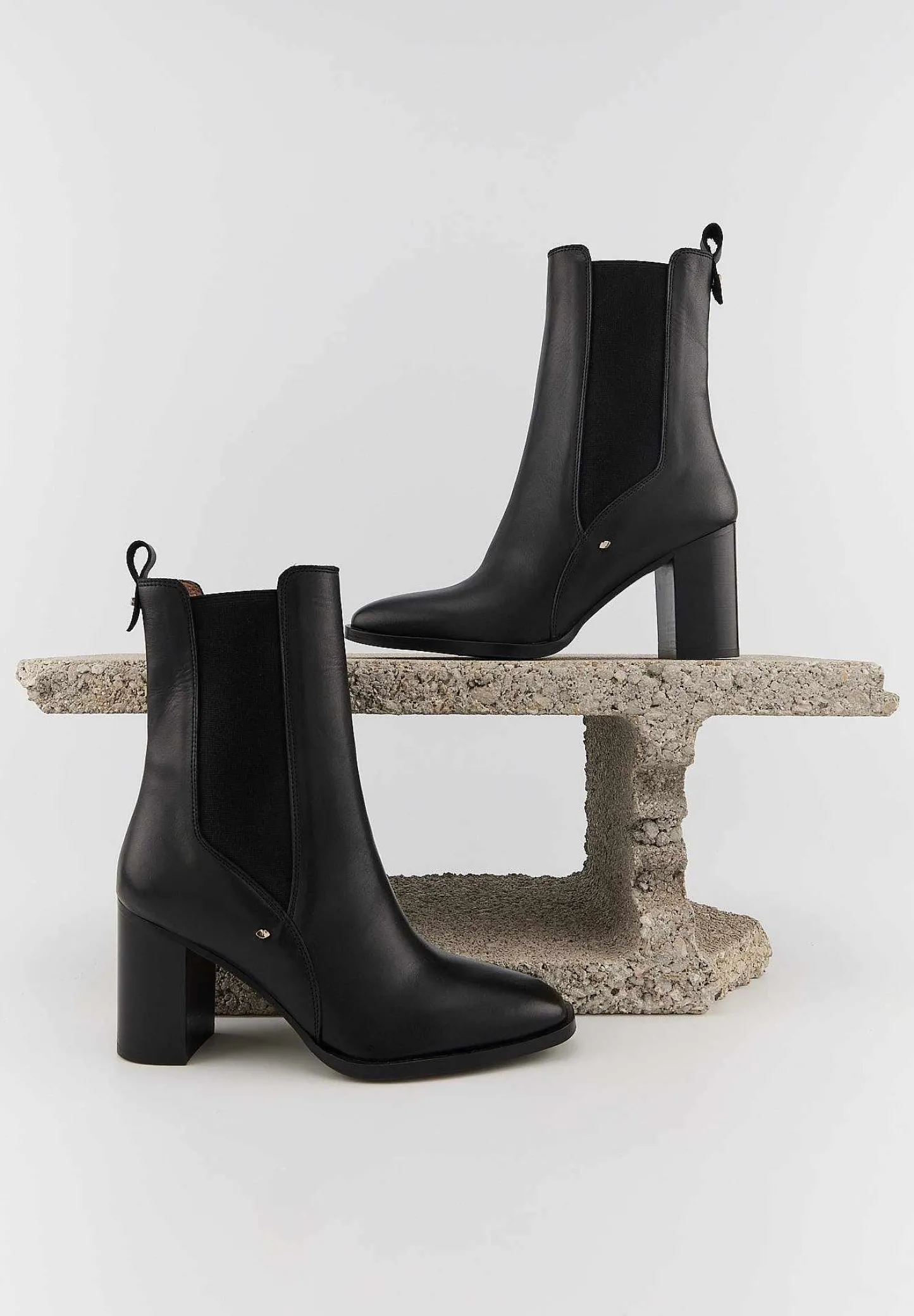 Bons baisers Bottes Et Bottines|Norah