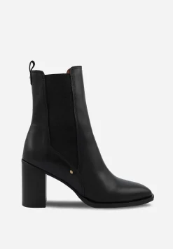 Bons baisers Bottes Et Bottines|Norah