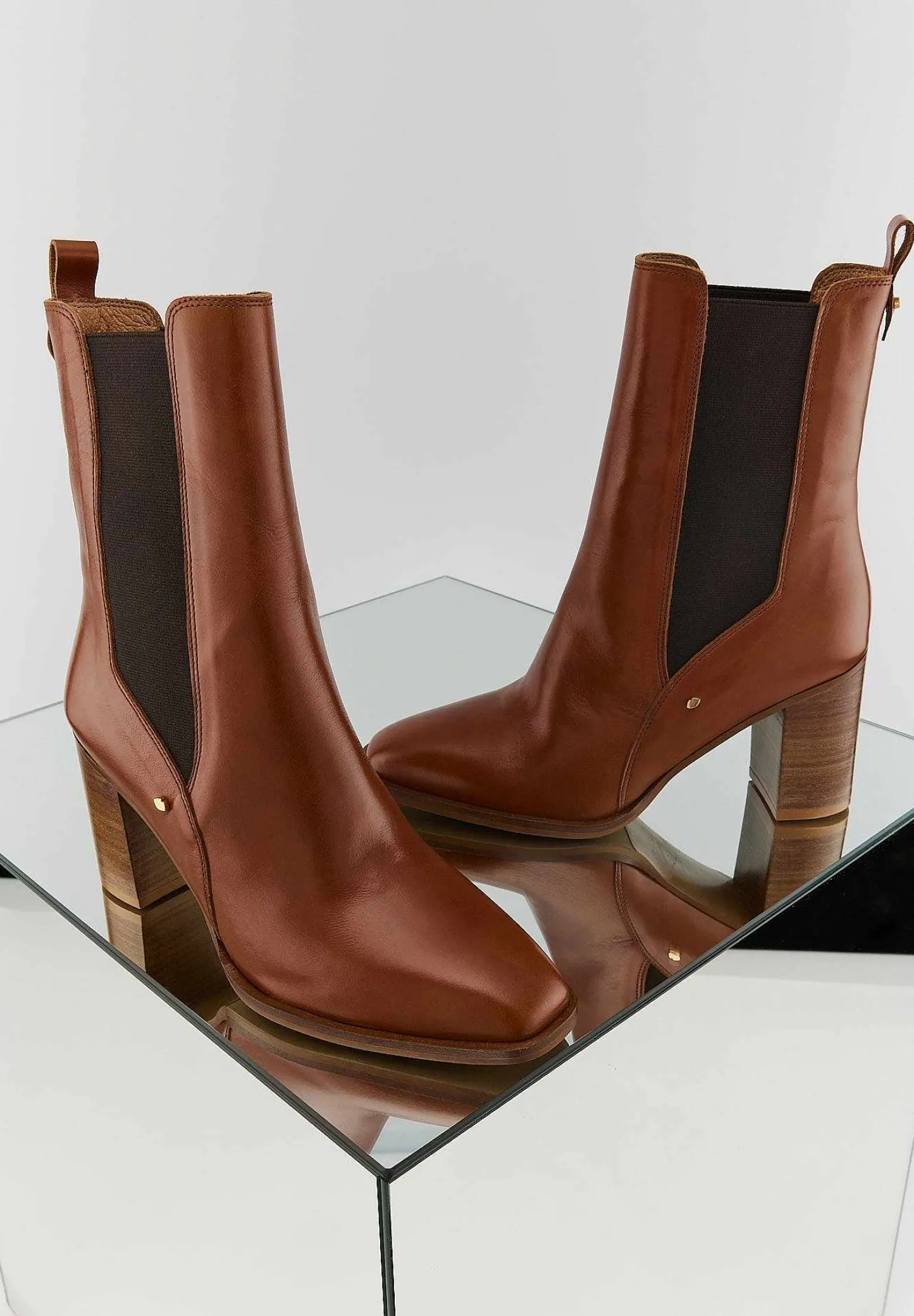 Bons baisers Bottes Et Bottines|Norah