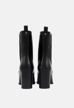Bons baisers Bottes Et Bottines|Norah