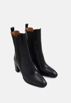 Bons baisers Bottes Et Bottines|Norah