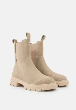 Bons baisers Bottes Et Bottines|Patty