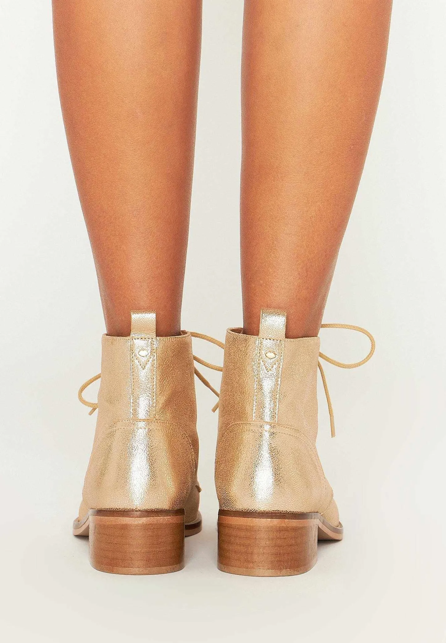 Bons baisers Bottes Et Bottines|Paulette