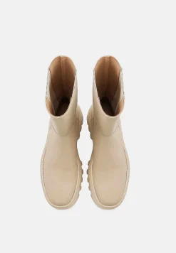 Bons baisers Bottes Et Bottines|Peut