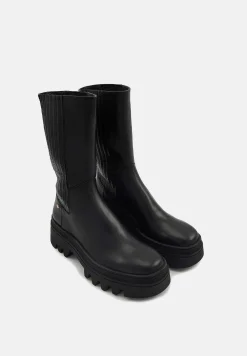 Bons baisers Bottes Et Bottines|Peut