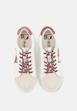 Bons baisers Simone|Simone Hello Kitty