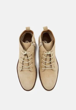 Bons baisers Bottes Et Bottines|Wanda